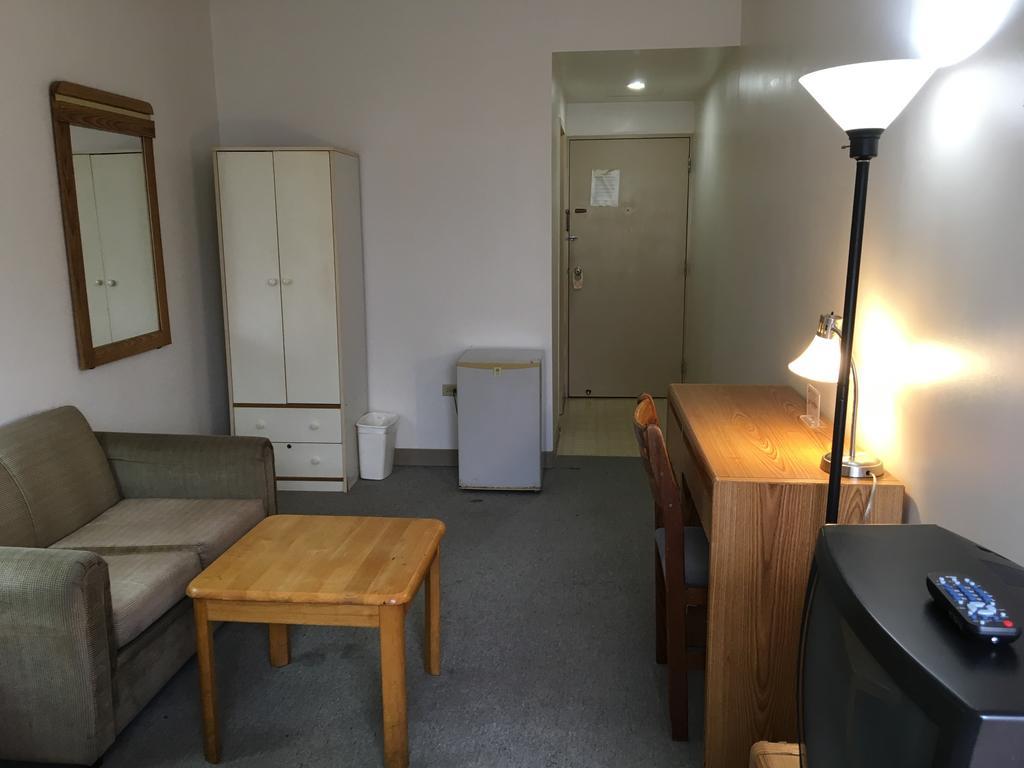 Tamuning Plaza Hotel Екстер'єр фото