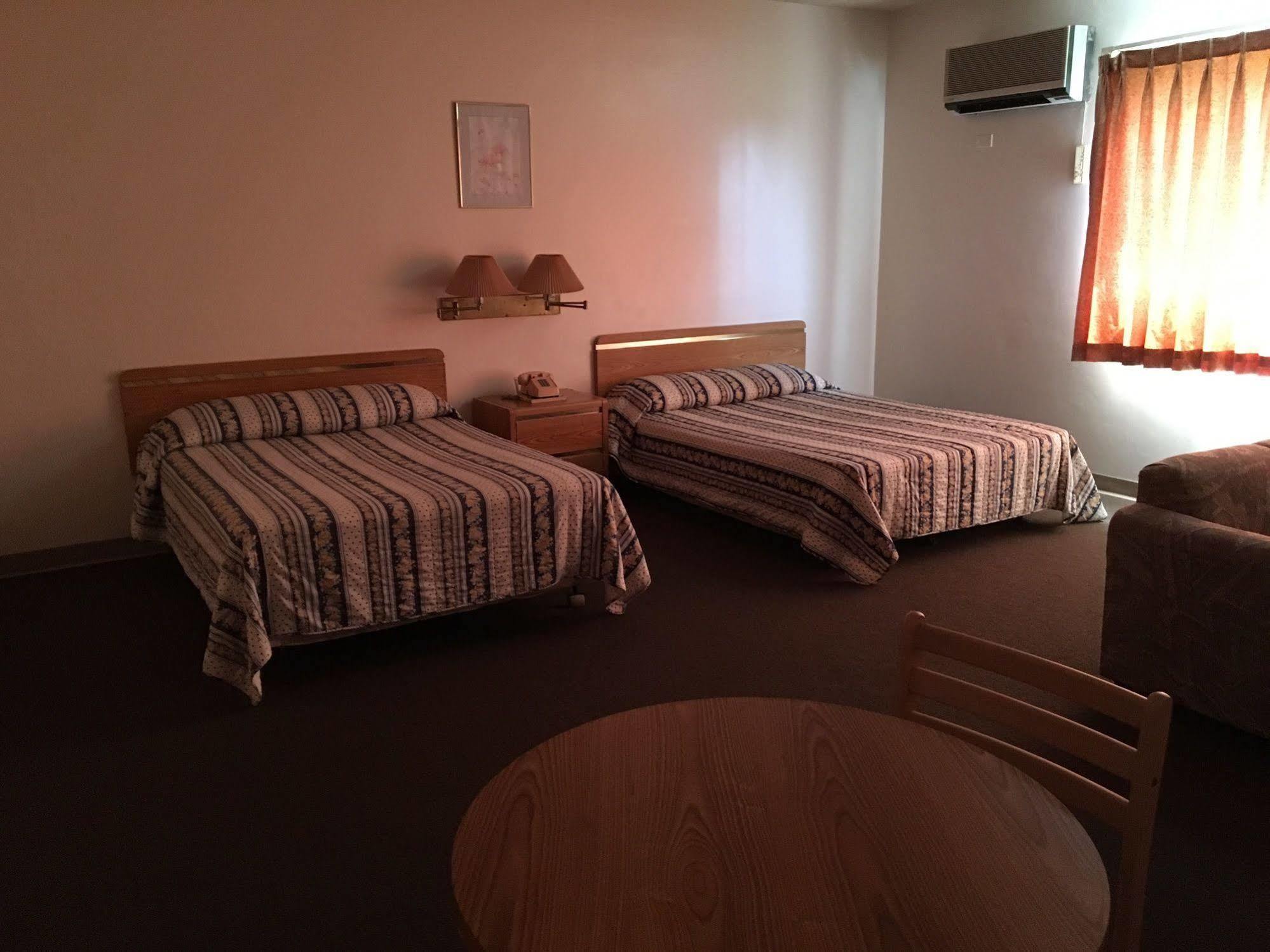 Tamuning Plaza Hotel Екстер'єр фото