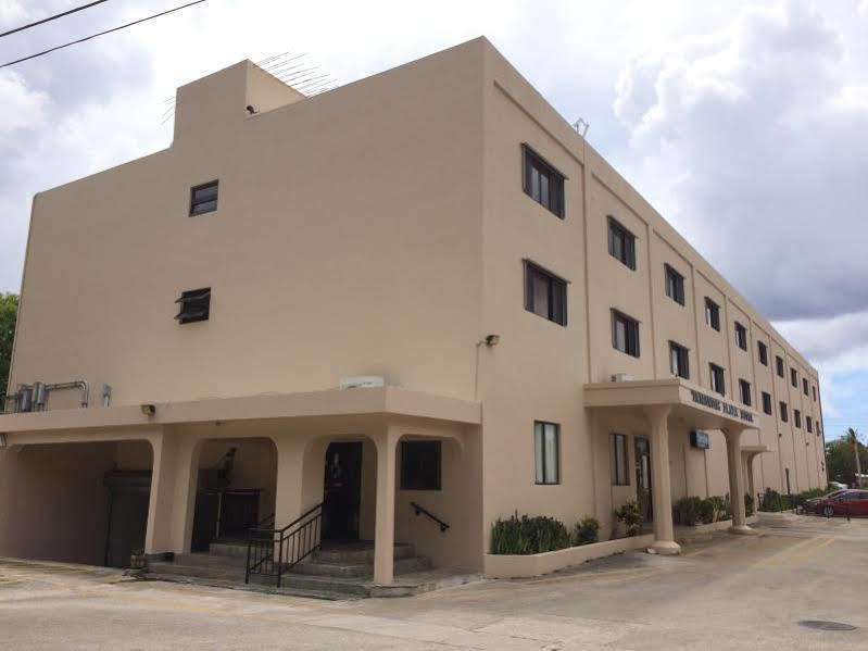 Tamuning Plaza Hotel Екстер'єр фото